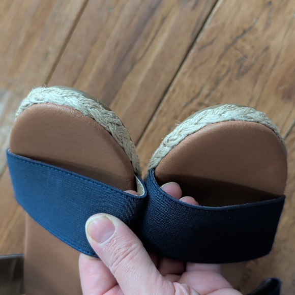 Tommy Bahama Sakura Women's Blue and Tan Wedge Espadrilles Sandals - Picture 8 of 8